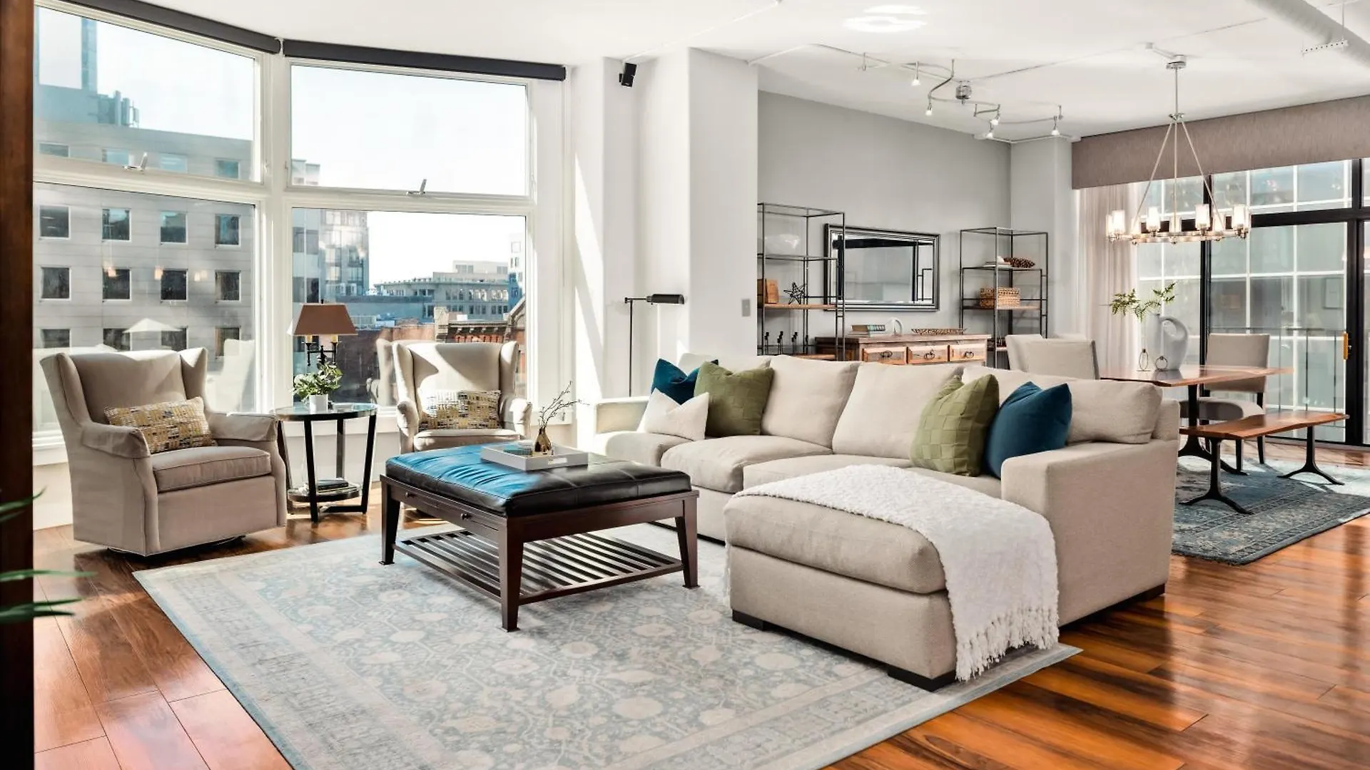 Larimer Square Luxury - Office - Downtown Hub Denver